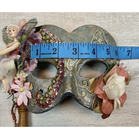 Katherine’s Collection Mask Masquerade Mardi Gras Fairy Gold Sequins Flowers - Picture 11 of 16